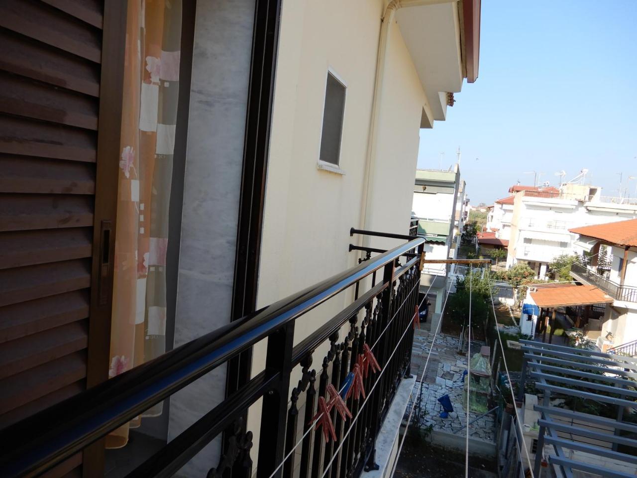 Sunshine Apartment Paralia Dionysiou Bagian luar foto